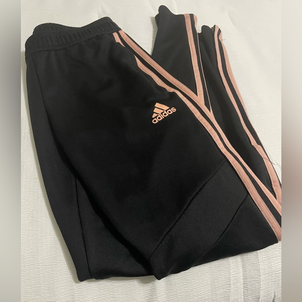 Addias Joggers